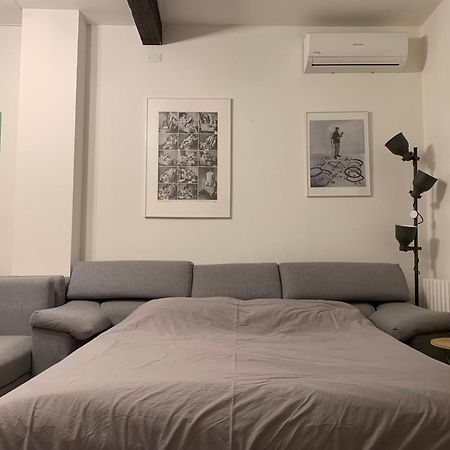 Premium Apartment In The City Center - Via Orfeo 12 Болонья Экстерьер фото